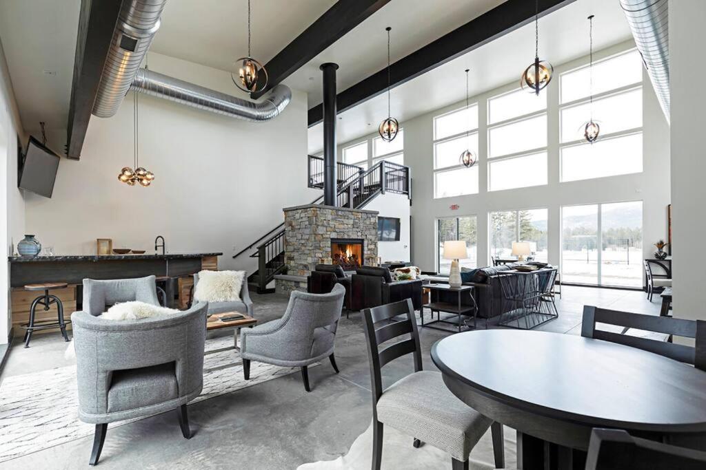 Brand New Upscale Home- Best Location! Вайтфіш Екстер'єр фото
